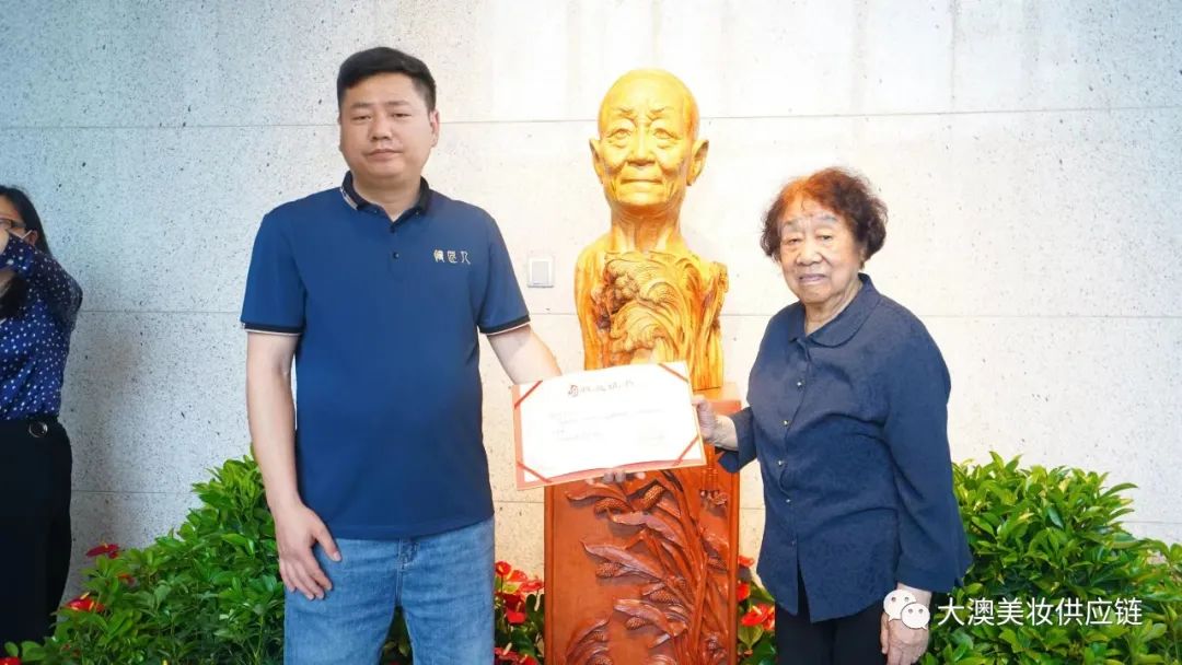remember mr. yuan with craftsmanship·create quality products with love and wisdom(pic5) remember mr. yuan with craftsmanship·create quality products with love and wisdom(pic5)