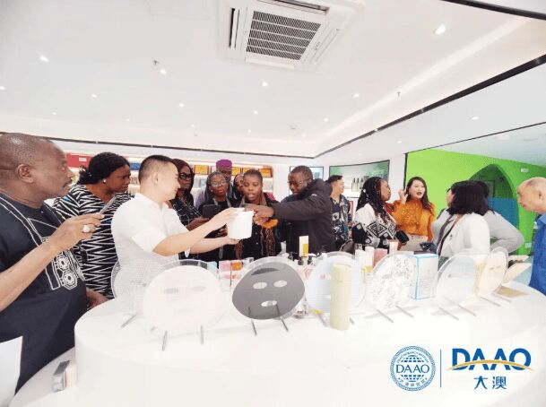 A warm welcome to the Pepper Team (Africa) to visit Australia(pic4) image.png